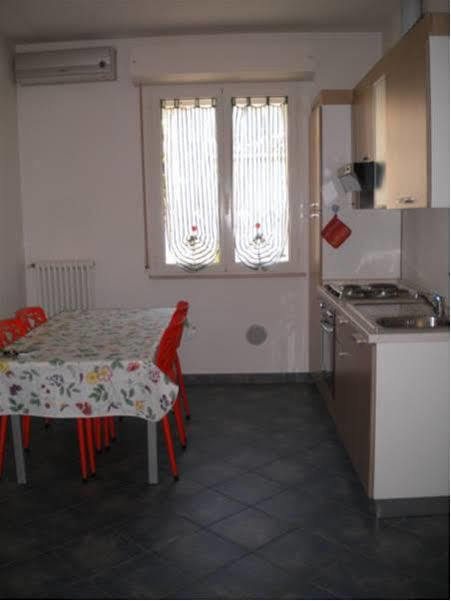Residence Désirée Rimini Extérieur photo