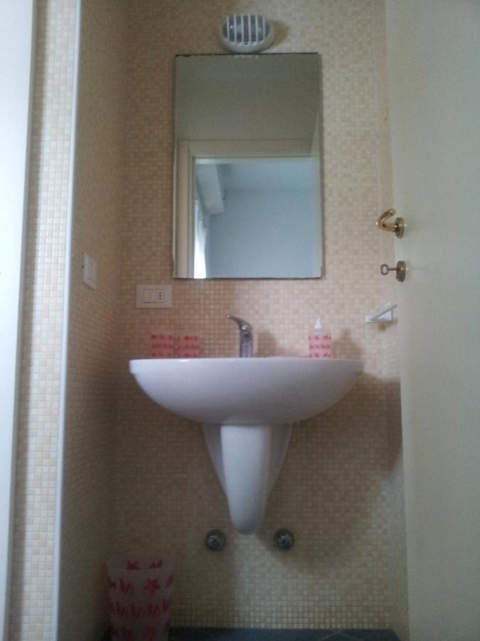 Residence Désirée Rimini Extérieur photo